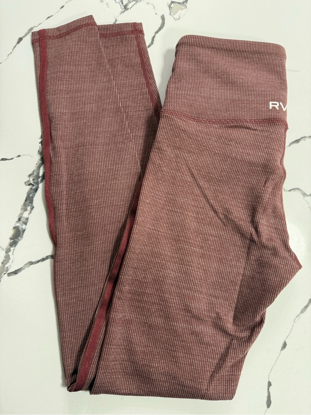 RVCA ribbed Dusty Red women’s small in excellent shape